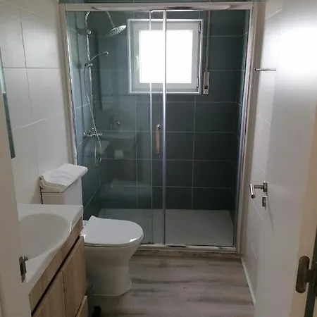 Atlantic 6 بيت للعطل باليال